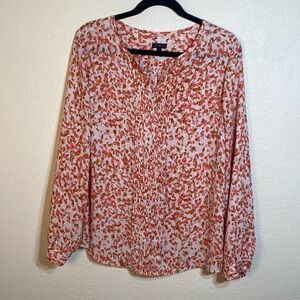 Talbots Coral, Ivory, Camel Ditzy Print Blouse with Pintucked Front Size Large